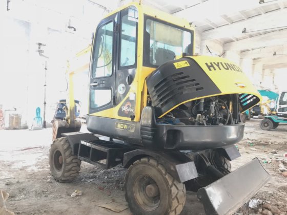 現代（ヒョンデ 60W-8