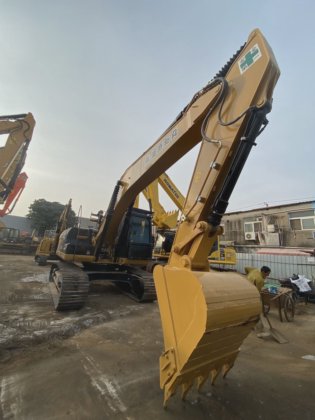 2015 caterpillar Cat 320d