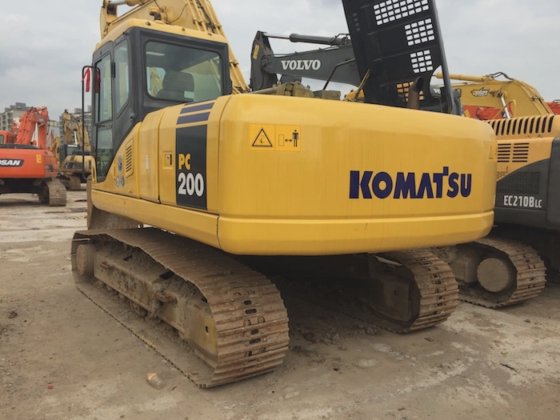 Caterpillar Komatsu PC200-7