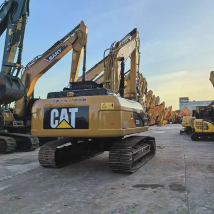 2020 CATERPILLAR Cat 329d