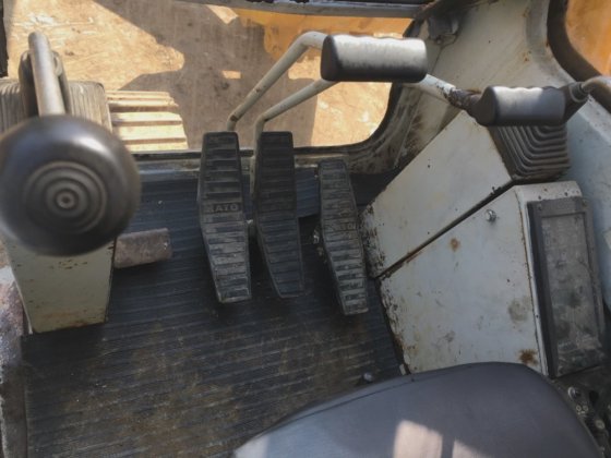 2014 kato 450 Excavators