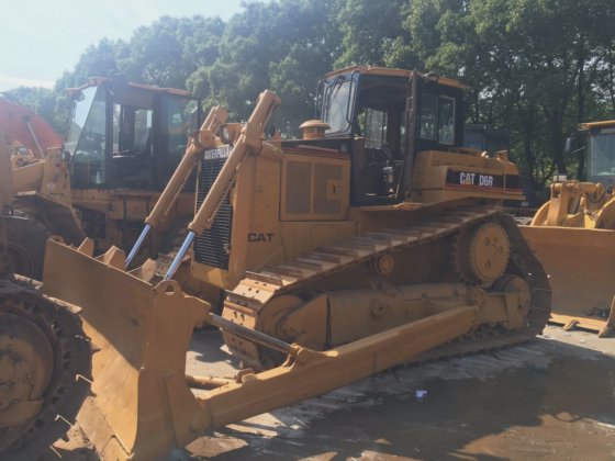 Caterpillar 社 Cat D6r