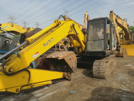 1999 Kobelco SK045