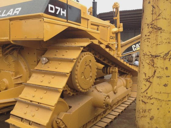 CAT D7H