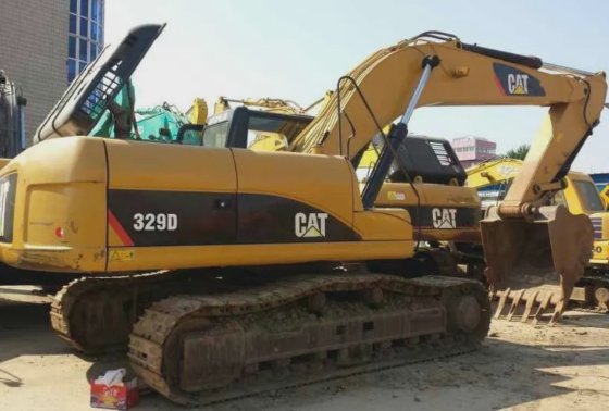 2016 Caterpillar 329D