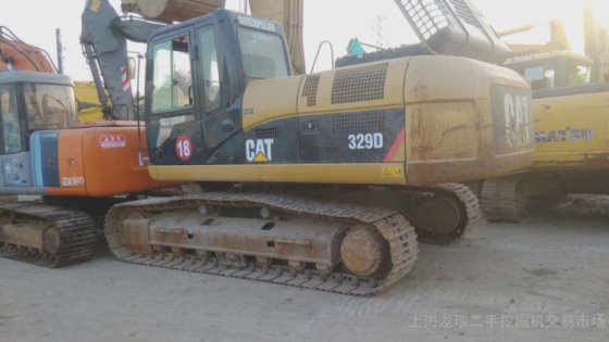 2016 Caterpillar 329D