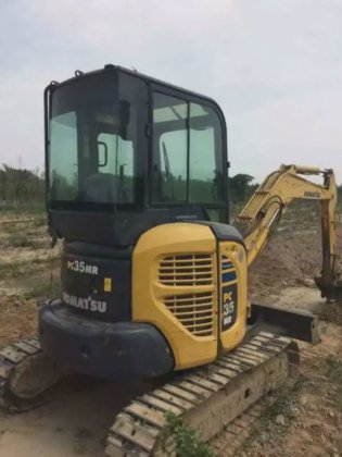 komatsu PC35MR