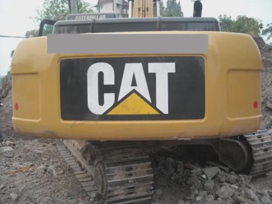 2015 CAT 325DL