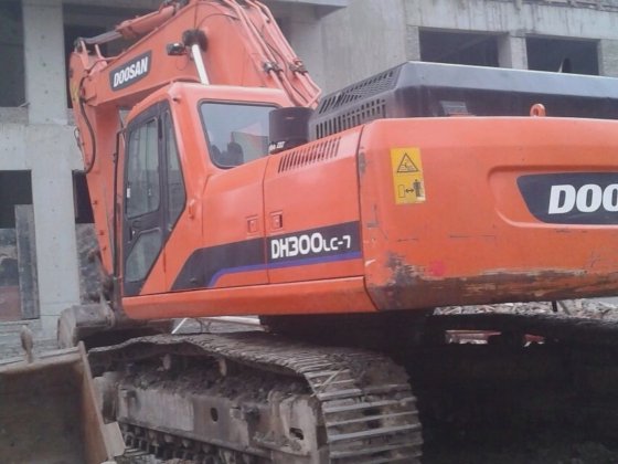 2017 DOOSHAN 300LC-7