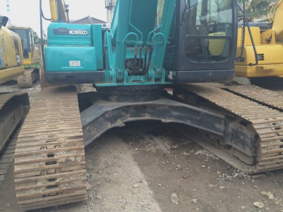2016 kobelco sk260-8