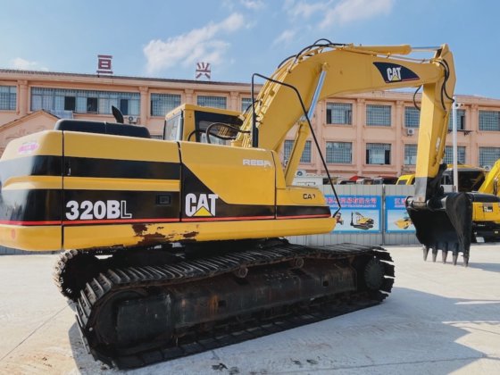 2012 CATERPILLAR Cat 320b