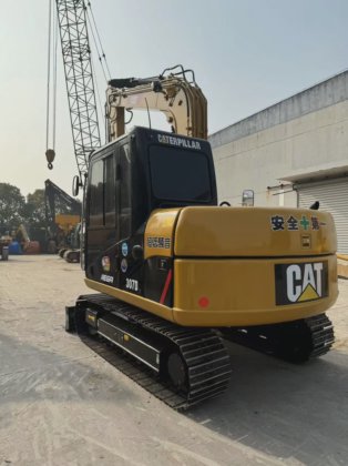 Caterpillar 社 CAT 307D