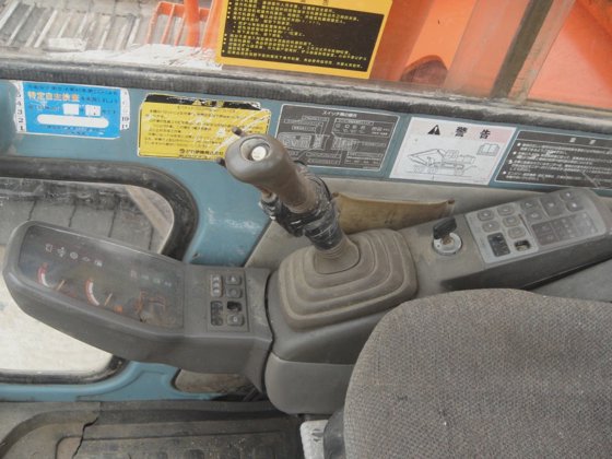 日立 Hitachi EX330LC