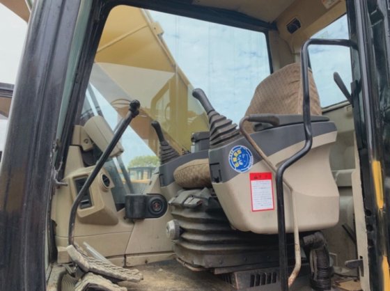 caterpillar cat 320CL