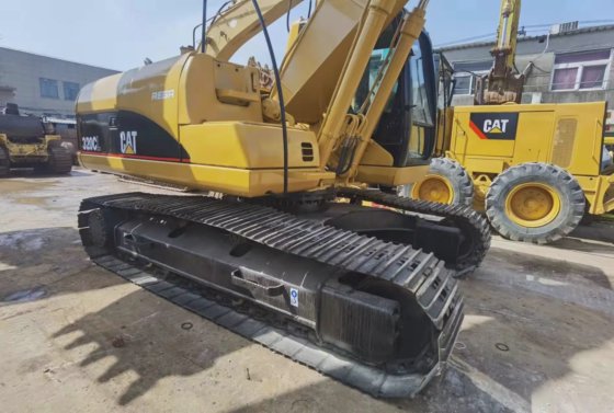 Gebrauchter 320 Bagger 320c zu