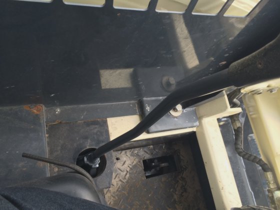 山猫滑移装载机 S250，工作状况良好，价格惊人。二手 S18