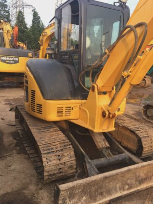 KOMATSU pc55mr