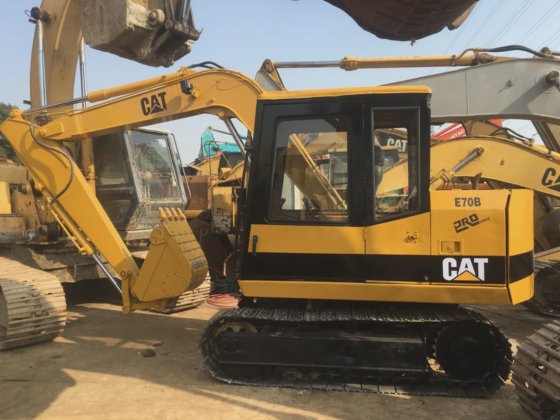 2014 CAT E70B