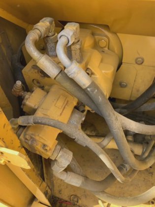 2015 Caterpillar Crawler Excavator 306