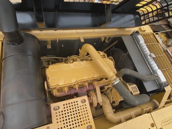 Caterpillar 社 CAT 330D