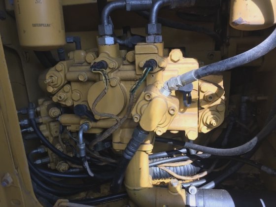 Caterpillar 社 CAT 312D