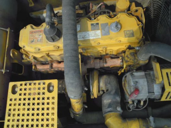 Caterpillar 社 CAT325C