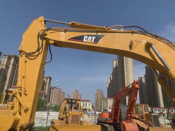 Caterpillar CAT 330BL
