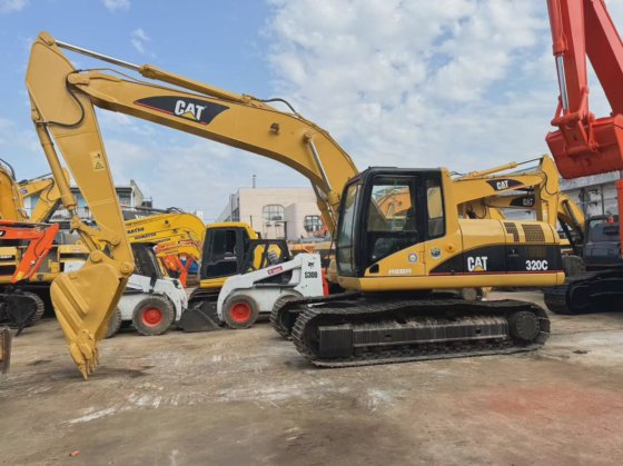 二手工程机械 日本制造 320c 挖掘机出售