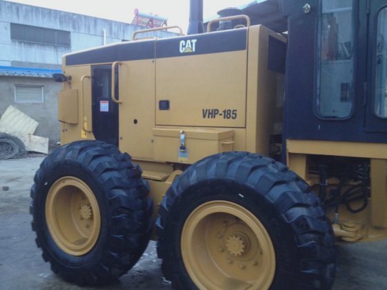 平地机 140K 待售，状况良好