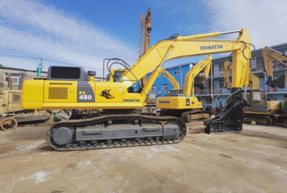 KOMATSU PC450-8