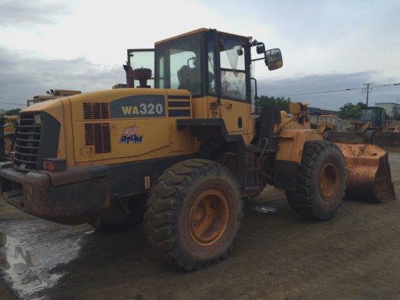 2013 Komatsu 320-5