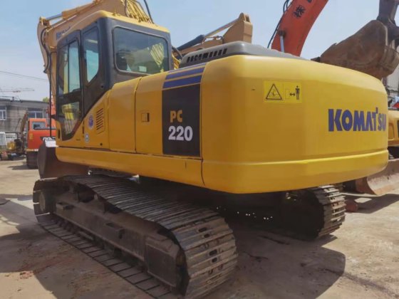 komatsu PC220-7