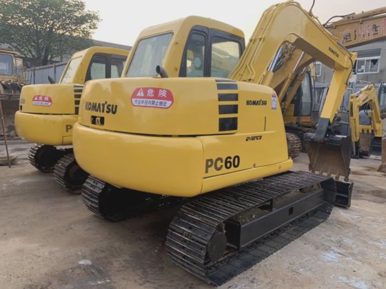 Komatsu PC60
