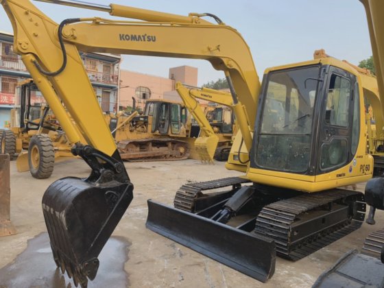 Komatsu PC60