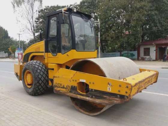 2015 LongGong LG522A