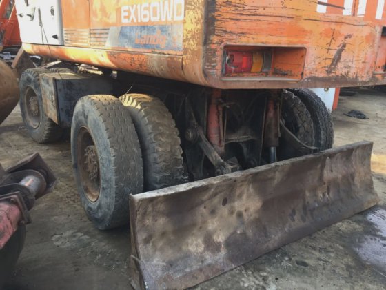 2000 Hitachi EX160WD