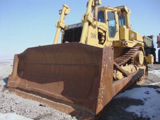 Caterpillar 社 D9N