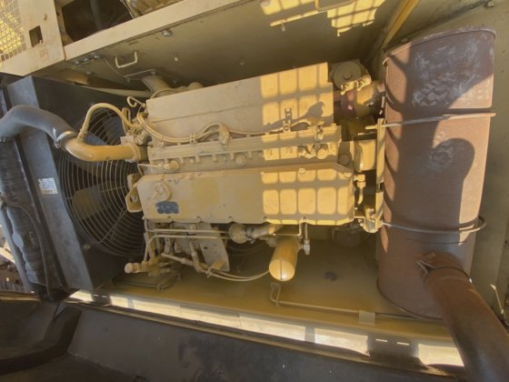 2004 caterpillar 325B-LN