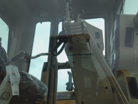 Caterpillar 社 140K