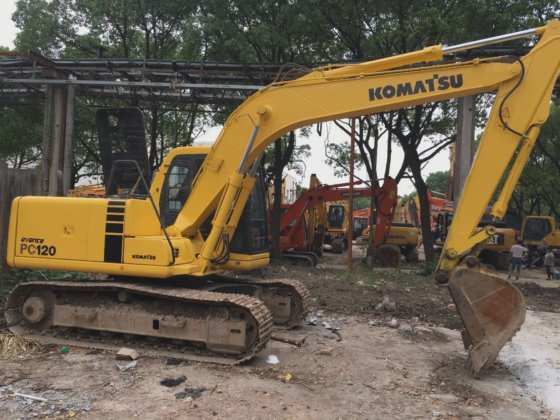 KOMATSU pc120-6
