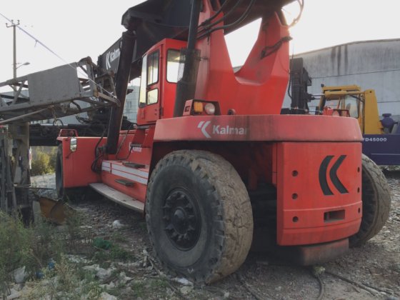 日本原装二手 45 吨卡尔玛叉车