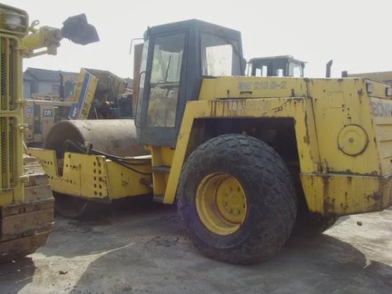 ボマグ bomag BW219D