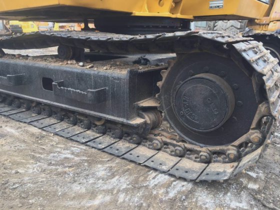 2014 Crawler Excavator E70B