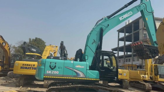 kobelco Sk200-8