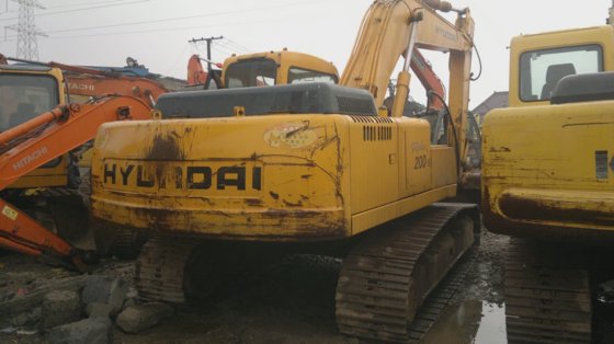 2014 Hyundai 200-5