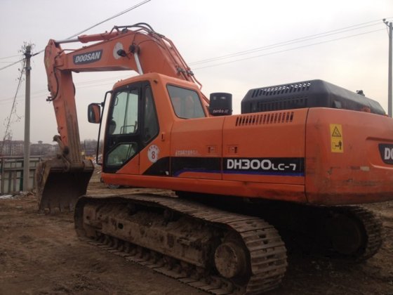 2017 DOOSAN DH300-7