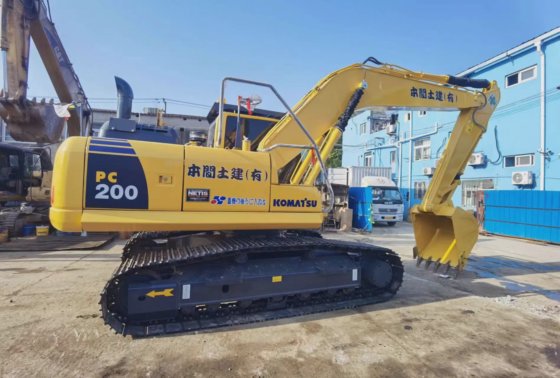 PC200-8 掘削機 (20 トン) 中古
