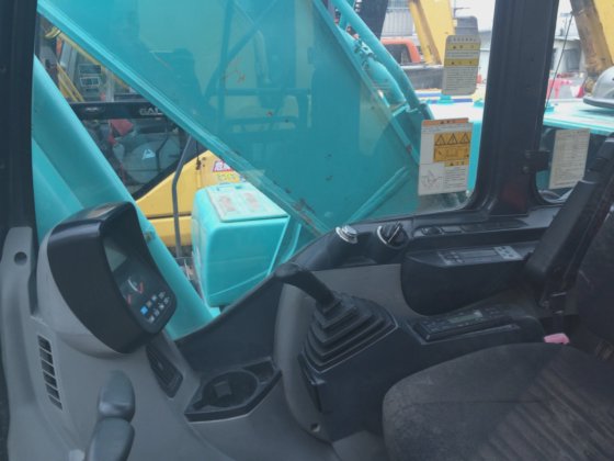 Kobelco SK260
