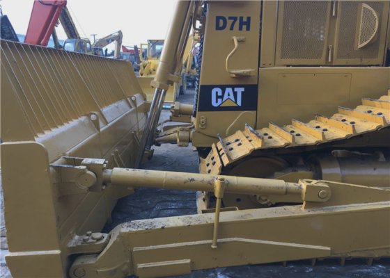 Cat Dozer D7h