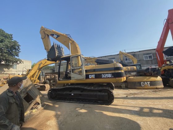 caterpillar CAT 325B